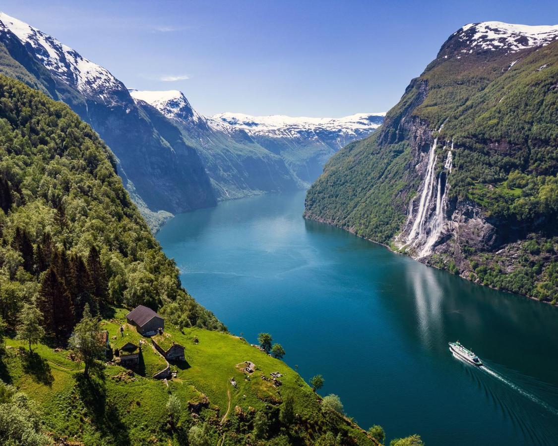 Geirangerfjorden Feriesenter Hotell Eksteriør bilde