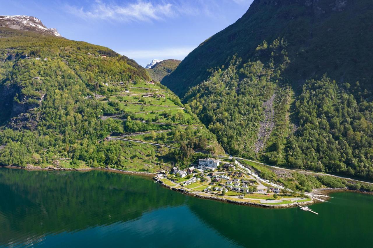 Geirangerfjorden Feriesenter Hotell Eksteriør bilde