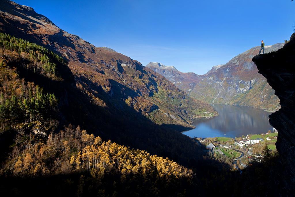 Geirangerfjorden Feriesenter Hotell Eksteriør bilde