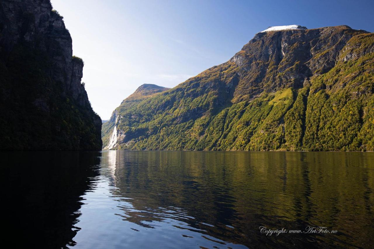 Geirangerfjorden Feriesenter Hotell Eksteriør bilde